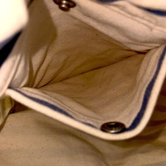 Baggu Blue and Cream Canvas Duck Bag - Picture 7 of 7